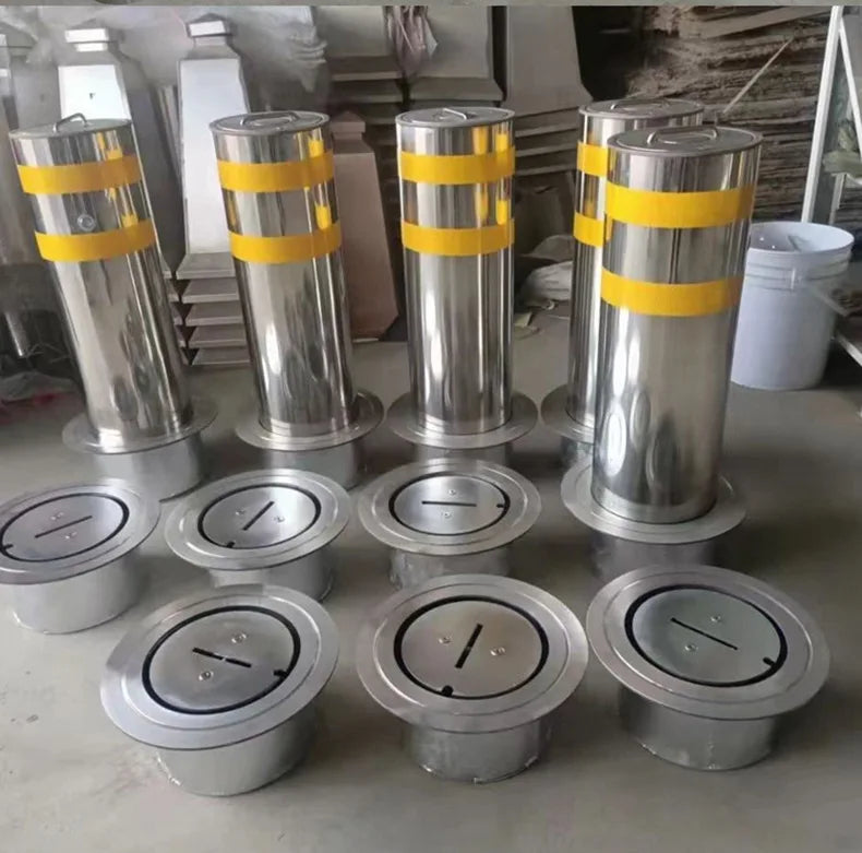 Customized Road Security Bollard 304 Stainless Steel 600mm Anti Collision Removable Anti-ramming Barrier Bollard Warning Post